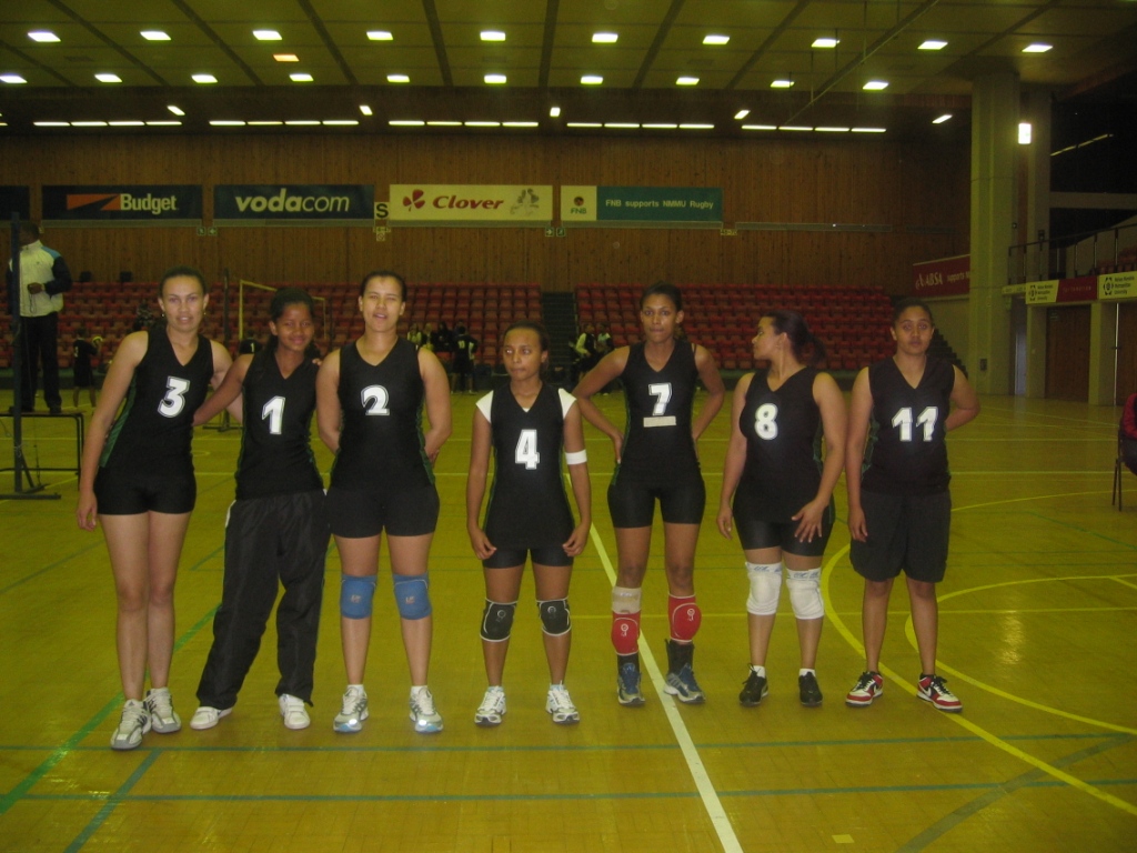 saints ladies lining up